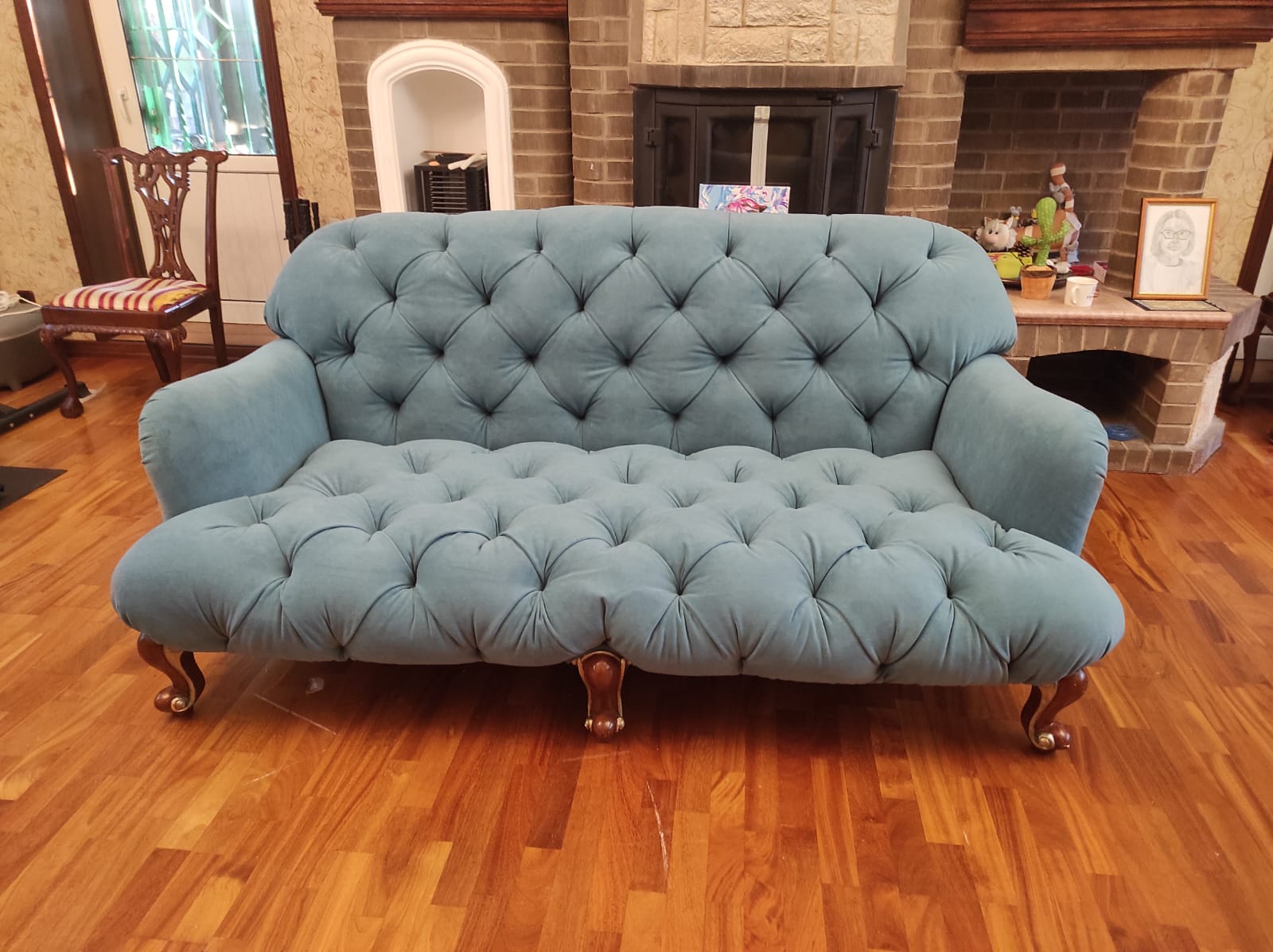 Обивка дивана. Мичуринский проспект